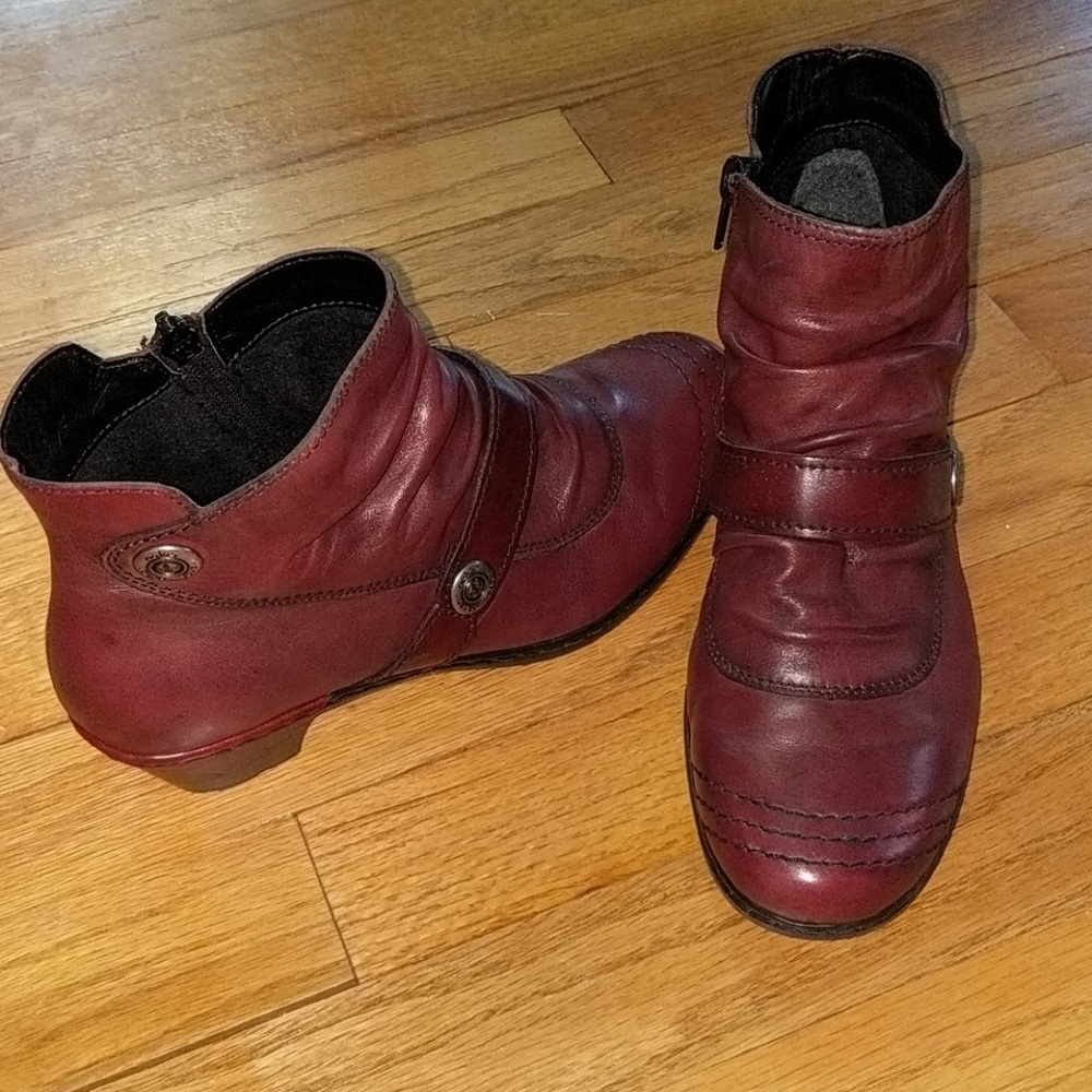 New Rieker booties - Picture 3 of 4